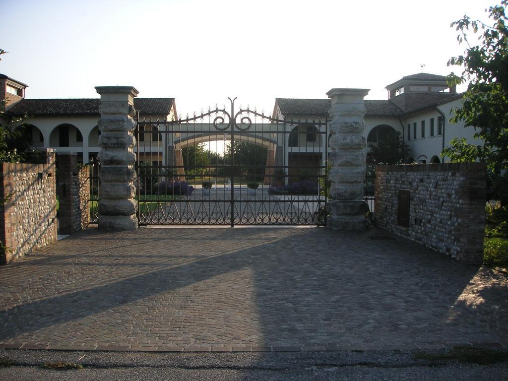 Agriturismo Due Torri Montebelluna Eksteriør bilde